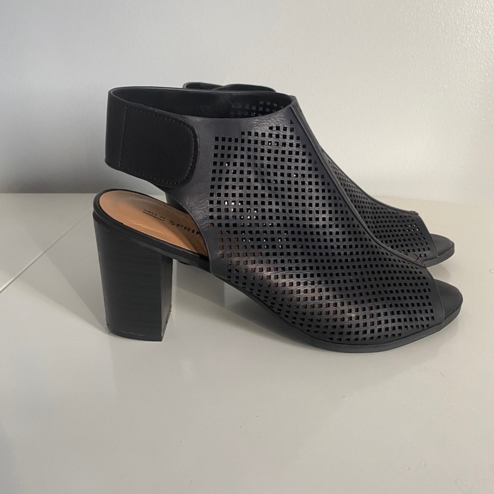 Call it Spring Black Mesh Mules - size 9